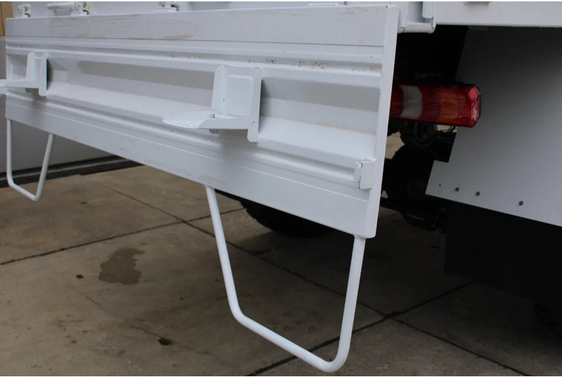 Mercedes-Benz Arocs 1836 A 4x4 Cargo Truck - Kamion me tendë: foto 5 Mercedes-Benz Arocs 1836 A 4x4 Cargo Truck - Kamion me tendë: foto 5