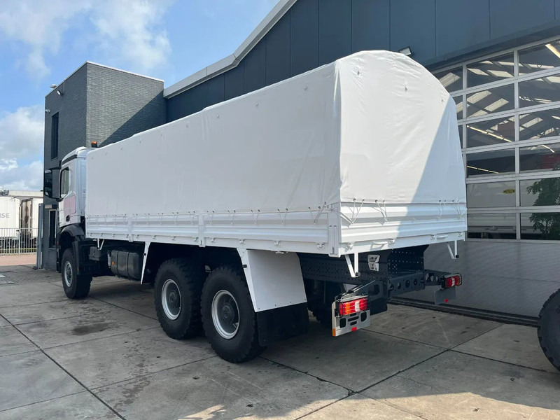 Mercedes-Benz Arocs 3340 A 6x6 Cargo Truck - Kamion me tendë: foto 3 Mercedes-Benz Arocs 3340 A 6x6 Cargo Truck - Kamion me tendë: foto 3