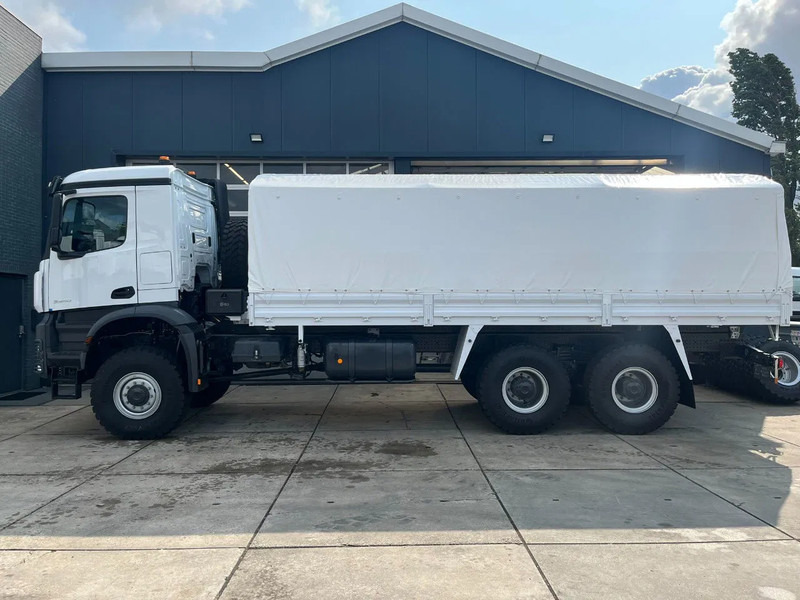 Mercedes-Benz Arocs 3340 A 6x6 Cargo Truck - Kamion me tendë: foto 2 Mercedes-Benz Arocs 3340 A 6x6 Cargo Truck - Kamion me tendë: foto 2