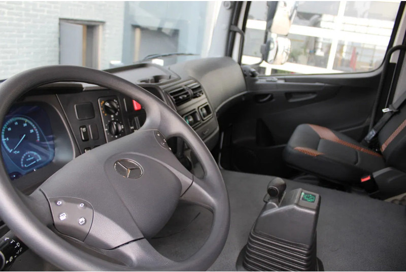 Kamion vetëshkarkues i ri Mercedes-Benz Axor 3344 K 6x4 Tipper Truck: foto 13