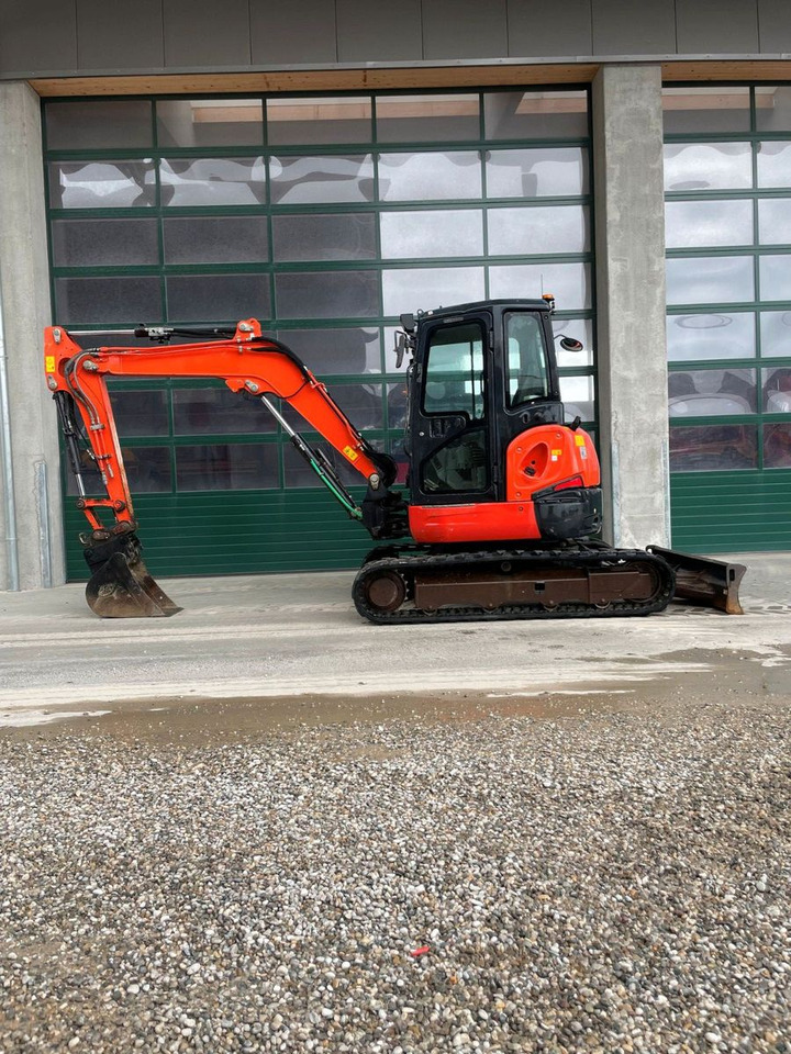 Kubota U48-4 - Miniekskavator: foto 1 Kubota U48-4 - Miniekskavator: foto 1