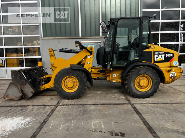 Cat 906H - Fadrom me goma: foto 2 Cat 906H - Fadrom me goma: foto 2