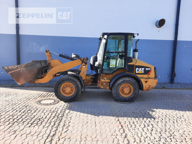 Cat 907H - Fadrom me goma: foto 1 Cat 907H - Fadrom me goma: foto 1