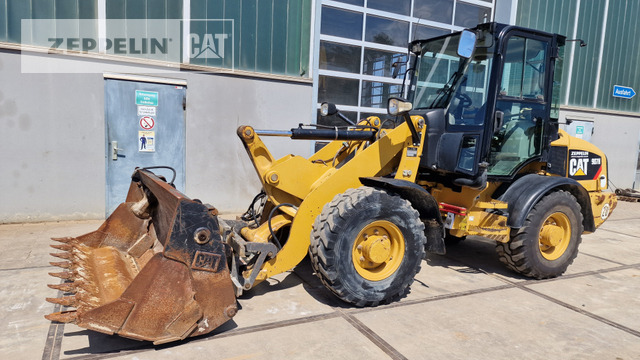 Cat 907H - Fadrom me goma: foto 1 Cat 907H - Fadrom me goma: foto 1