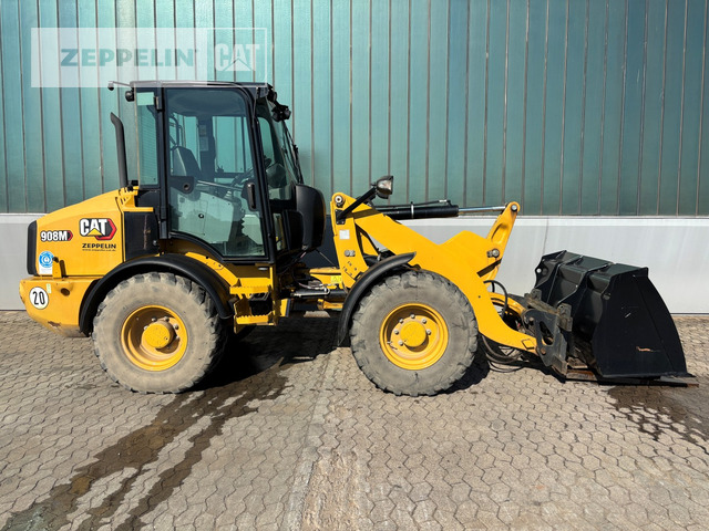 Cat 908M - Fadrom me goma: foto 5 Cat 908M - Fadrom me goma: foto 5