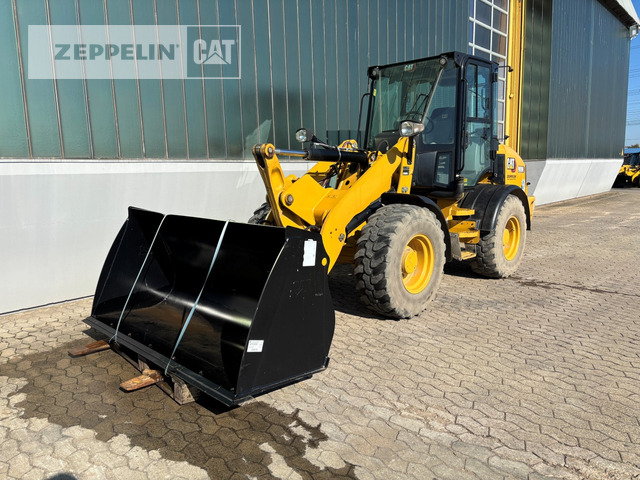 Cat 908M - Fadrom me goma: foto 1 Cat 908M - Fadrom me goma: foto 1