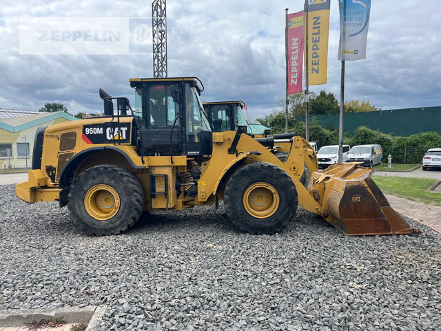 Cat 950M - Fadrom me goma: foto 2 Cat 950M - Fadrom me goma: foto 2