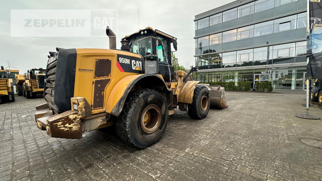 Cat 950M - Fadrom me goma: foto 3 Cat 950M - Fadrom me goma: foto 3