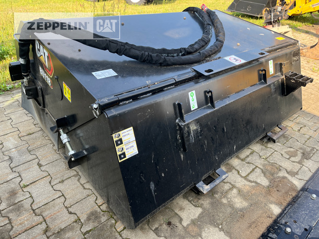 Cat Kehrmaschine BU118 - Fshesë: foto 1 Cat Kehrmaschine BU118 - Fshesë: foto 1
