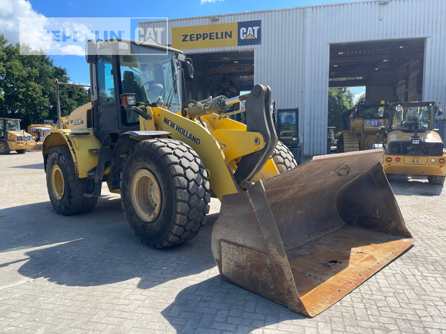 New Holland W190 - Fadrom me goma: foto 1 New Holland W190 - Fadrom me goma: foto 1