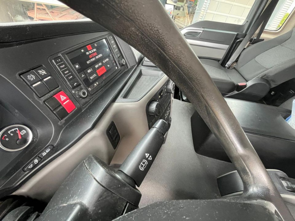 Shkarkues MAN TG-S 35.460 8x6 4 Achs Muldenkipper Meiller 18m³: foto 12 Shkarkues MAN TG-S 35.460 8x6 4 Achs Muldenkipper Meiller 18m³: foto 12