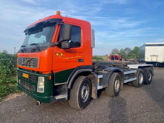 Volvo FM 440 8x4 ,containersysteem, handgeschakeld, luchtvering, naafreductie... - Kamion me sistem kabllor: foto 1 Volvo FM 440 8x4 ,containersysteem, handgeschakeld, luchtvering, naafreductie... - Kamion me sistem kabllor: foto 1