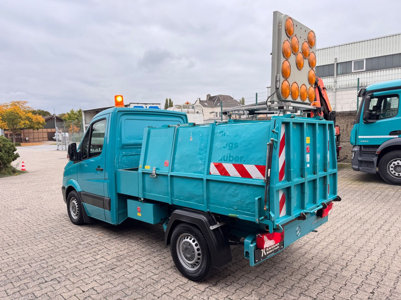 Mercedes-Benz 313 CDI Sprinter II Bertsche Müllwagen Tafel - Kamioncine: foto 4 Mercedes-Benz 313 CDI Sprinter II Bertsche Müllwagen Tafel - Kamioncine: foto 4