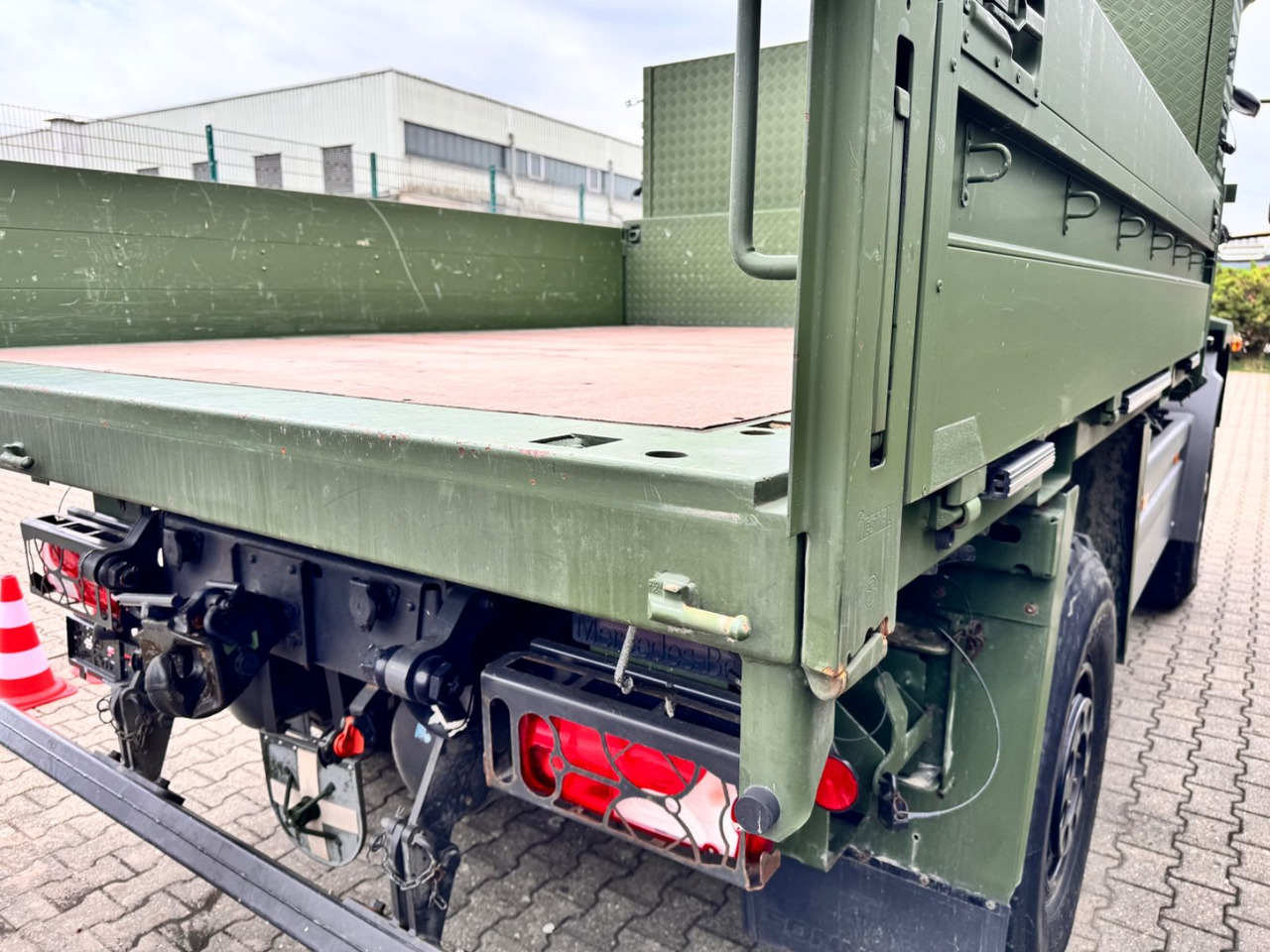 Mercedes-Benz 1018 Atego 4x4 Allrad  Camper - Kamioncine me karroceri: foto 5 Mercedes-Benz 1018 Atego 4x4 Allrad  Camper - Kamioncine me karroceri: foto 5