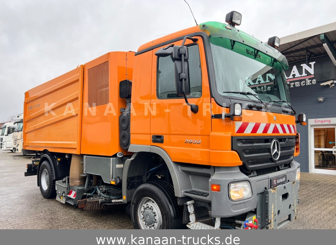 Mercedes-Benz 2032 Actros 4x4 Bucher STKF 9500 AIRPORT KLIMA - Makinë fshirëse për rrugët: foto 2 Mercedes-Benz 2032 Actros 4x4 Bucher STKF 9500 AIRPORT KLIMA - Makinë fshirëse për rrugët: foto 2