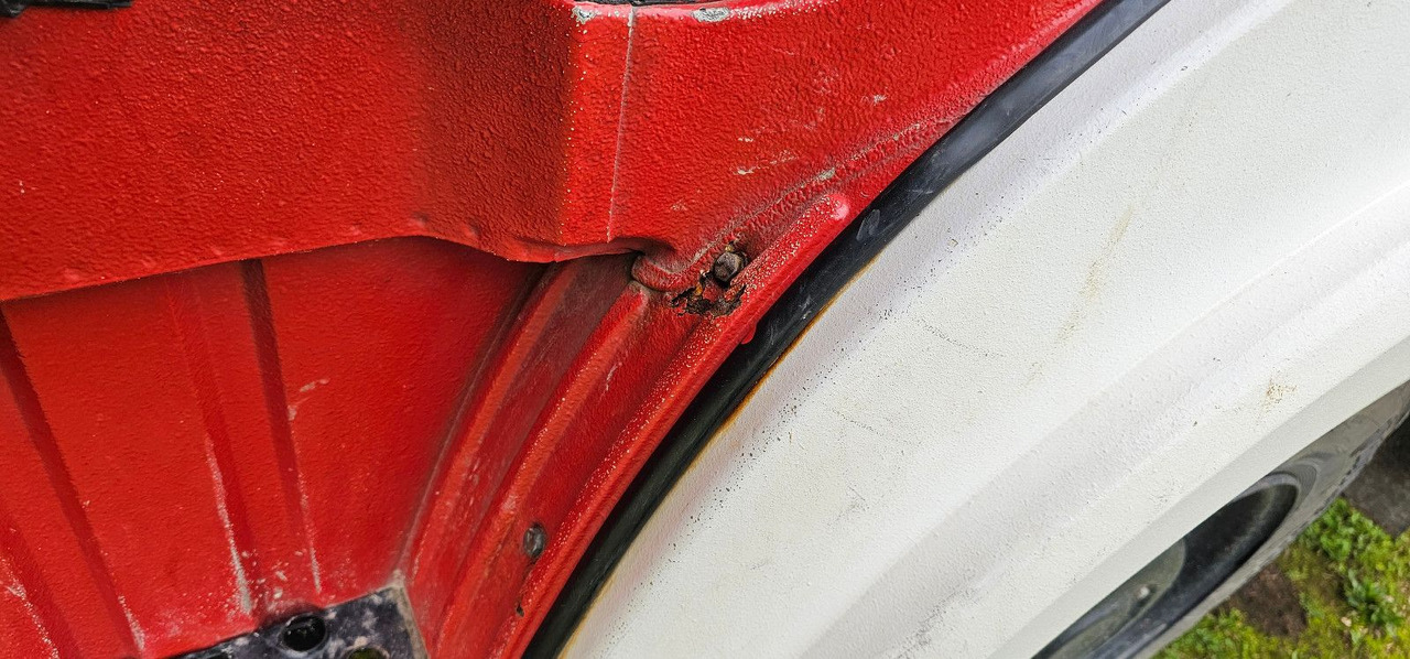 Iveco ! MAUTFREI ! IVECO 75-16 Allrad Feuerwehr 7,49t - Zjarrfikëse: foto 5 Iveco ! MAUTFREI ! IVECO 75-16 Allrad Feuerwehr 7,49t - Zjarrfikëse: foto 5