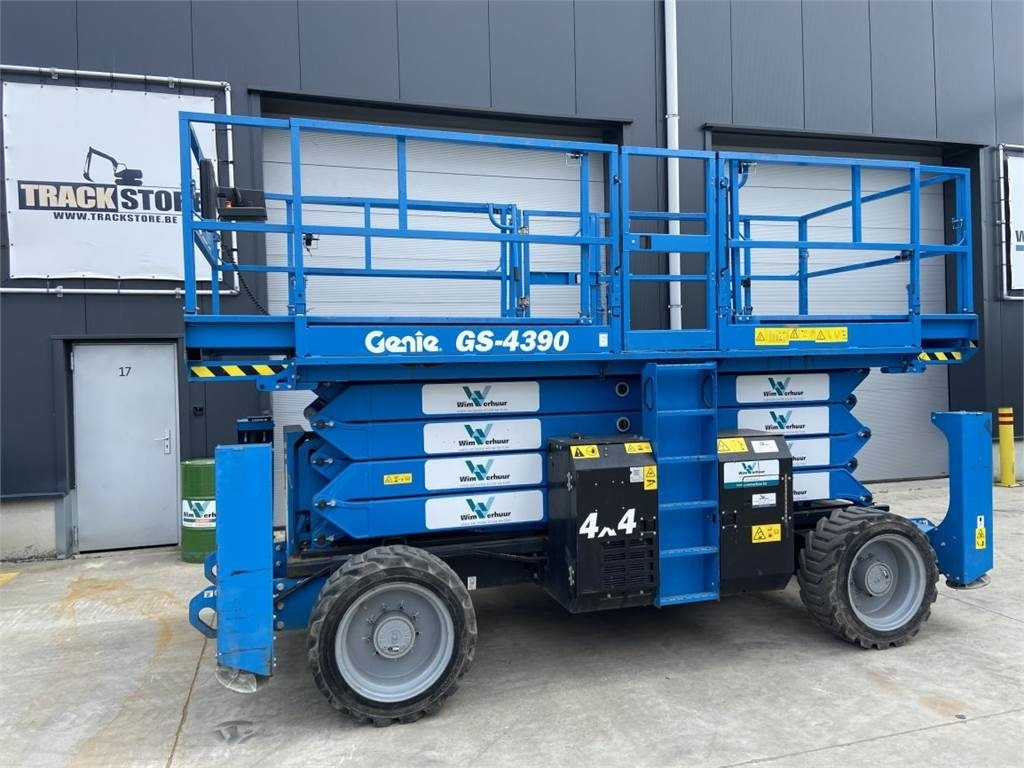 Genie GS4390RT (3214) - Ngritës gërshërë: foto 3 Genie GS4390RT (3214) - Ngritës gërshërë: foto 3