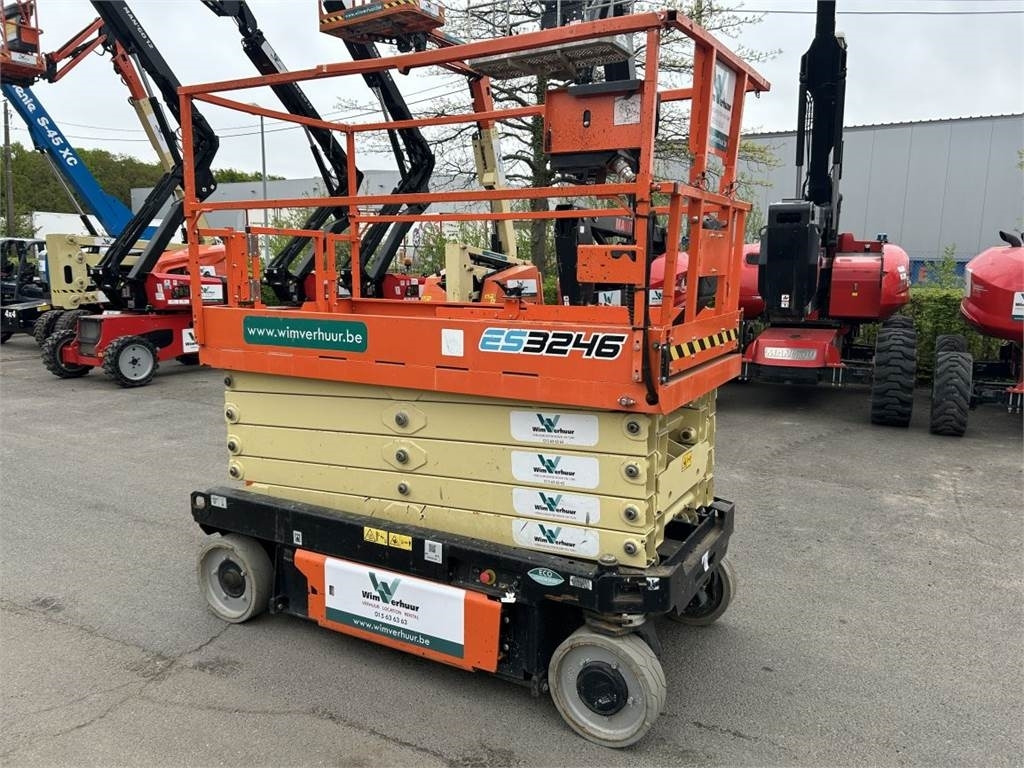 JLG 3246ES (6778) - Ngritës gërshërë: foto 5 JLG 3246ES (6778) - Ngritës gërshërë: foto 5