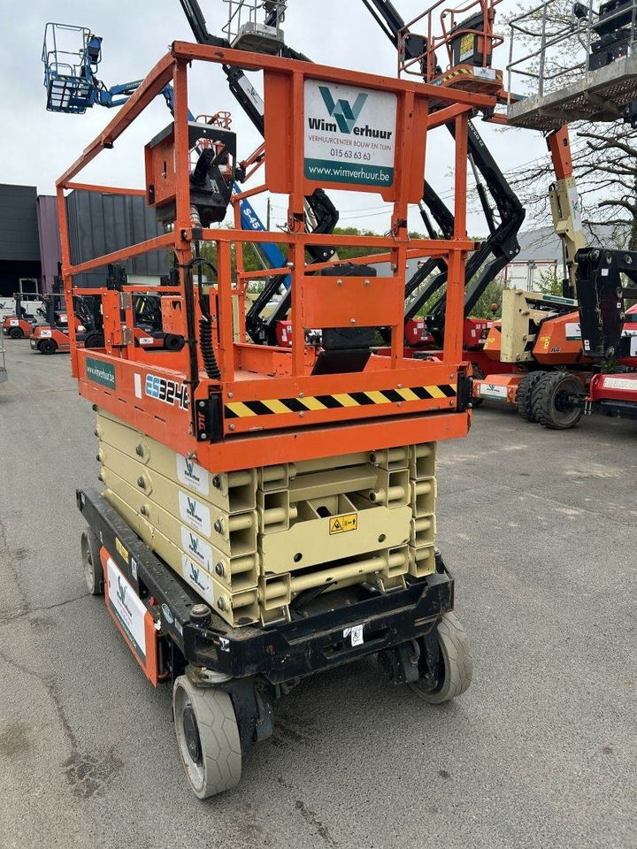 JLG 3246ES (6778) - Ngritës gërshërë: foto 3 JLG 3246ES (6778) - Ngritës gërshërë: foto 3
