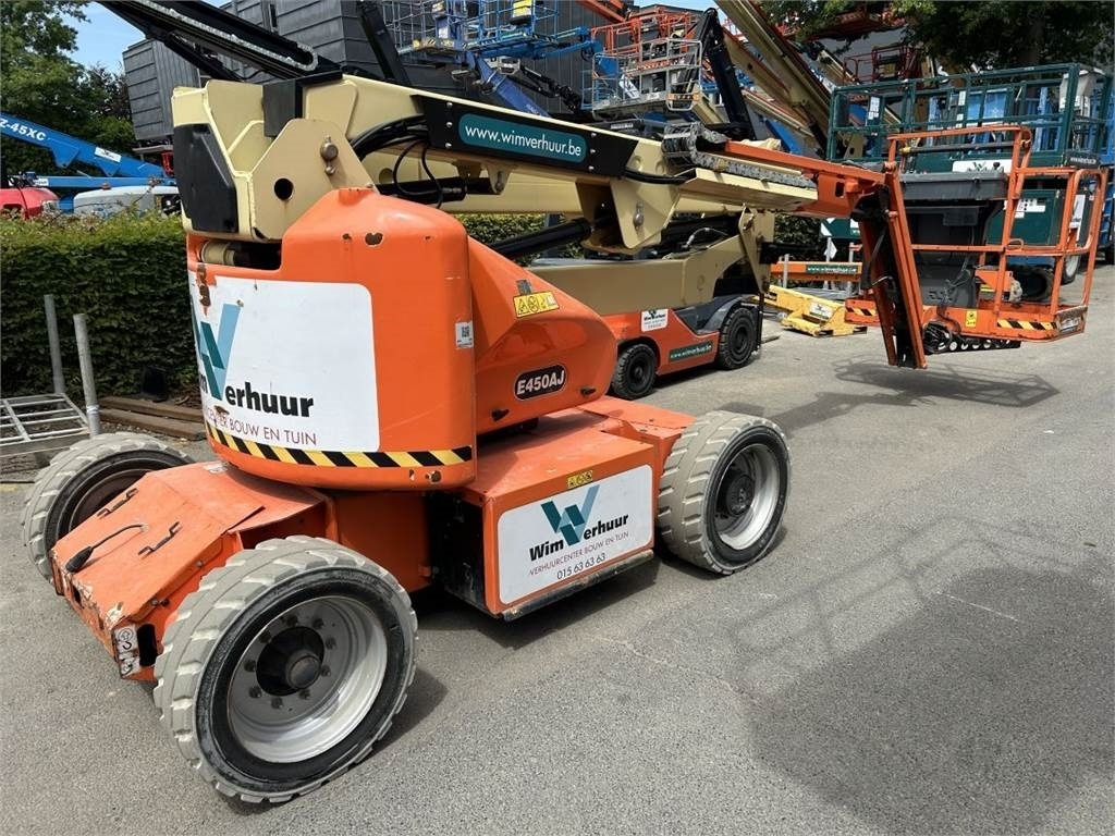 JLG E450AJ (2005) - Krah me çernjerë: foto 4 JLG E450AJ (2005) - Krah me çernjerë: foto 4