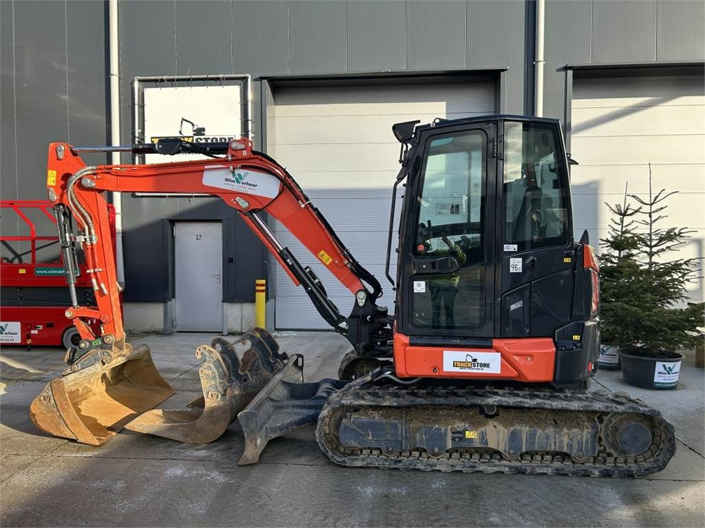 Kubota U50-5 (8596) - Miniekskavator: foto 1 Kubota U50-5 (8596) - Miniekskavator: foto 1
