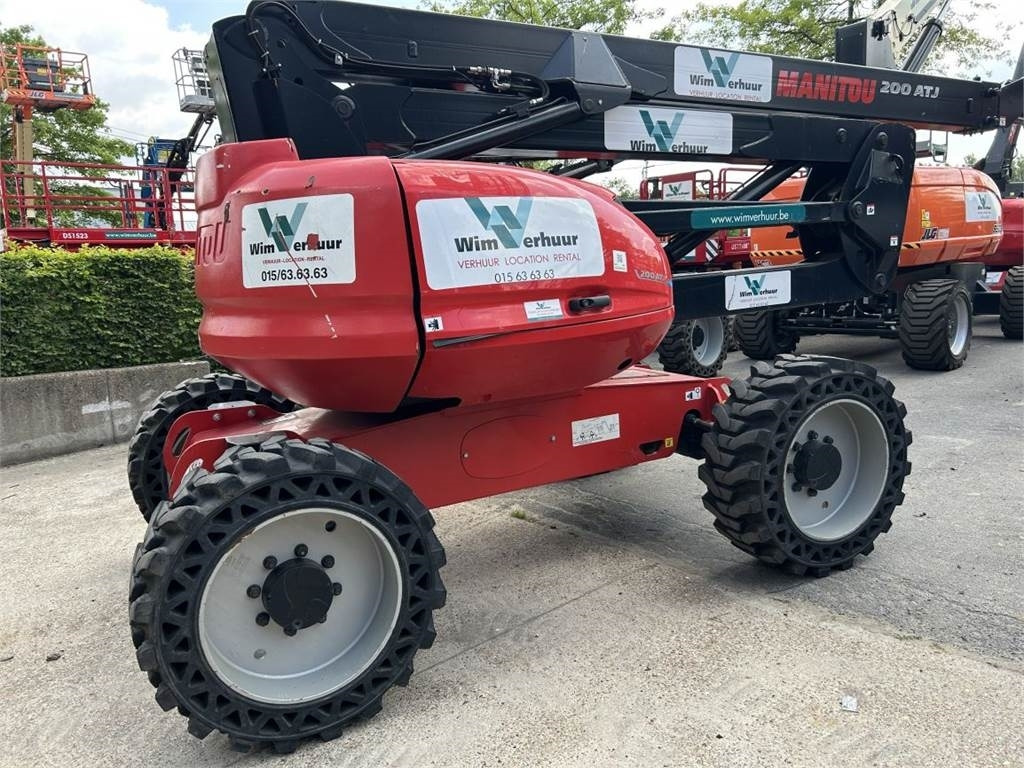 Manitou 200 ATJ RC ST5 (5612) - Krah me çernjerë: foto 3 Manitou 200 ATJ RC ST5 (5612) - Krah me çernjerë: foto 3