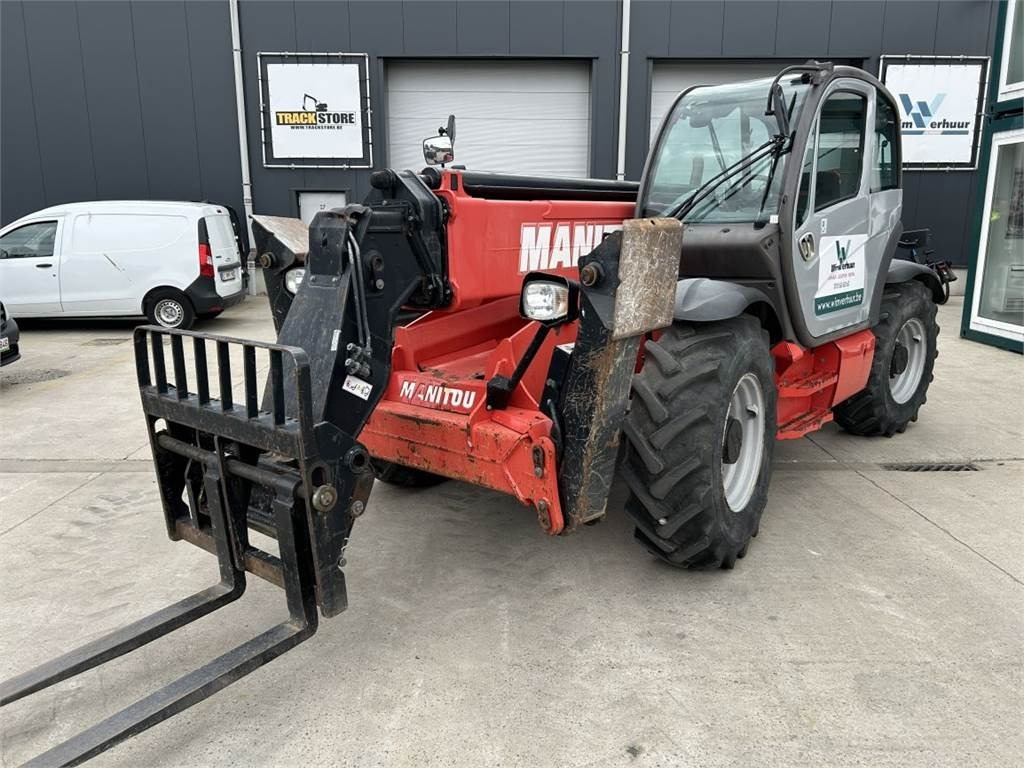 Manitou MT1440 (2032) - Ekskavator teleskopik: foto 1 Manitou MT1440 (2032) - Ekskavator teleskopik: foto 1