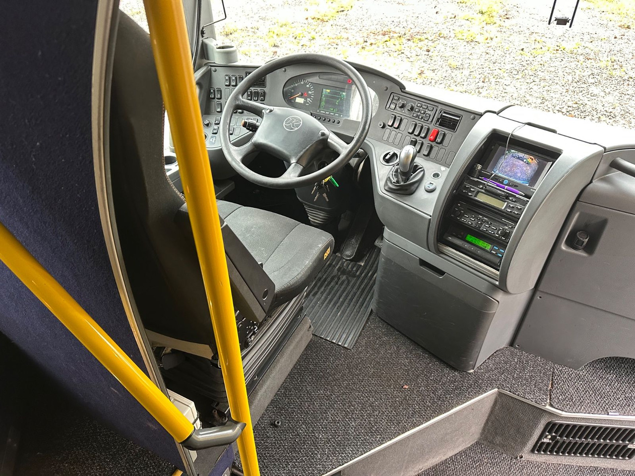 Setra S 431 DT (80 Sitze*TOP*Euro 4) - Autobus me kabinë të dyfishtë: foto 4 Setra S 431 DT (80 Sitze*TOP*Euro 4) - Autobus me kabinë të dyfishtë: foto 4