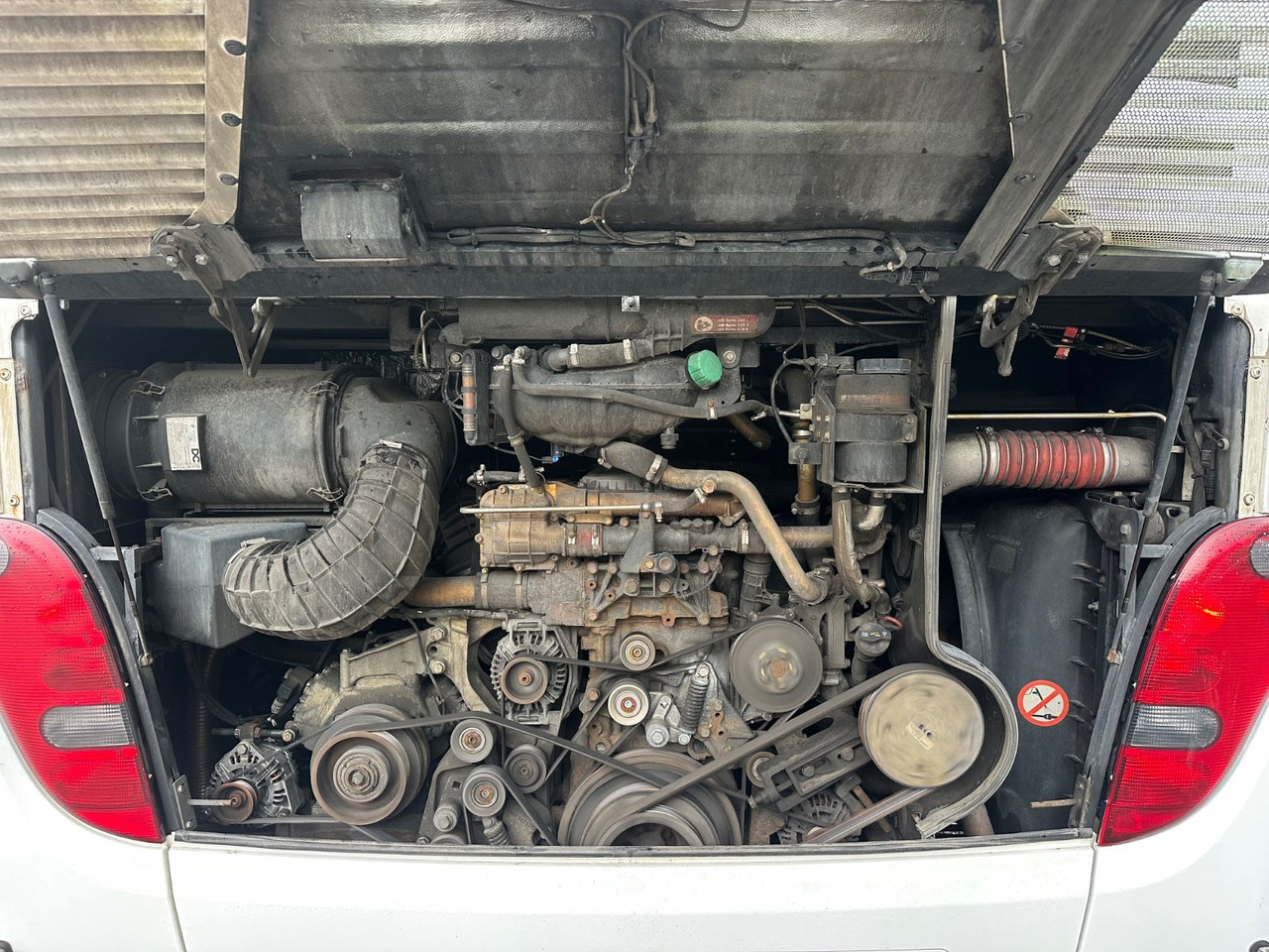 Setra S 431 DT (81 Sitze*TOP) - Autobus me kabinë të dyfishtë: foto 4 Setra S 431 DT (81 Sitze*TOP) - Autobus me kabinë të dyfishtë: foto 4